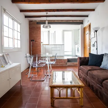 31mai1043 - Sunny Terrace Sagrada Familia Apartment *